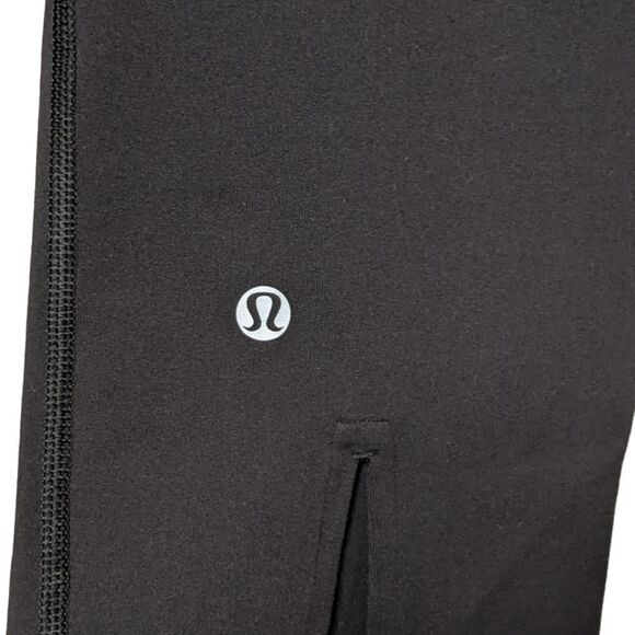 LULULEMON Gather and Crow Crop Yoga Pants 4 - Picture 9 of 13